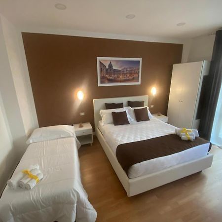 Bed and Breakfast Politeama Center à Palerme Extérieur photo